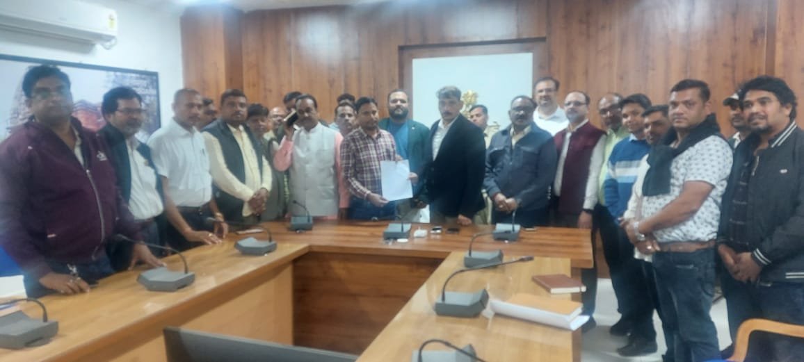 छत्तीसगढ़ के कई जिलों में सहकारी समिति कर्मचारियों की हड़ताल खत्म छत्तीसगढ़ के कई जिलों में सहकारी समिति कर्मचारियों की हड़ताल खत्म