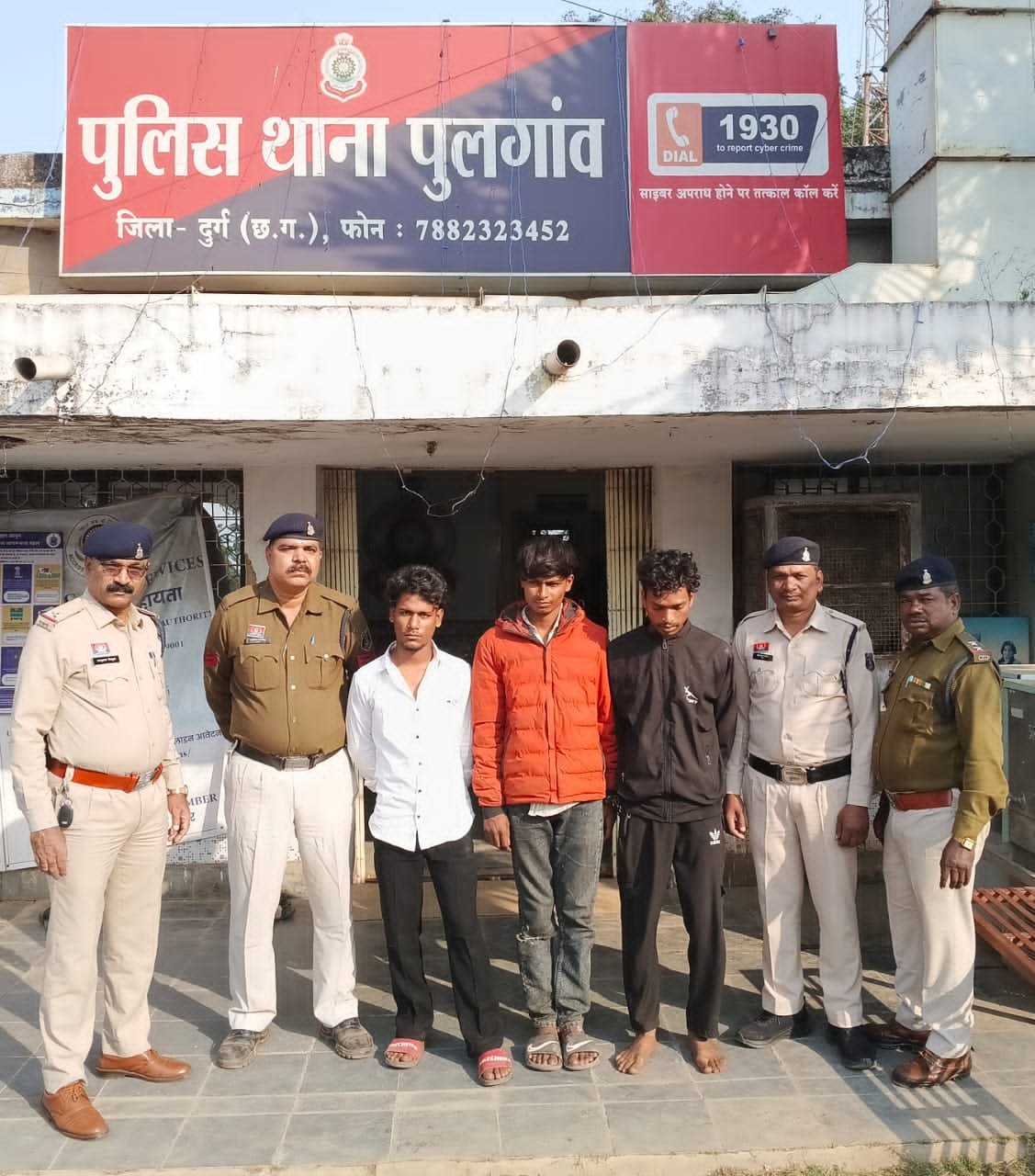 दुर्ग में गांजे की डिलीवरी करने जा रहे तीन गांजा तस्कर पुलिस के हत्थे चढ़े