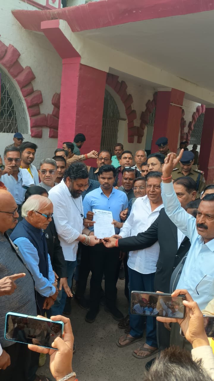 बेटियों पर IAS का आपत्तिजनक बयान, राष्ट्रीय सर्व ब्राह्मण समाज आक्रोशित