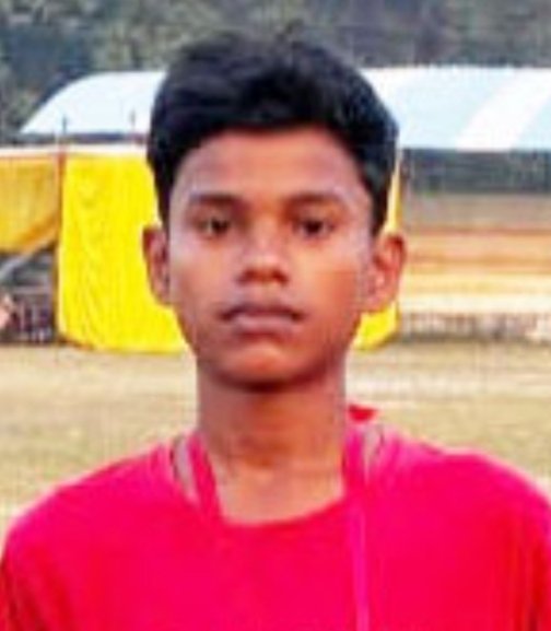 CG News : फुटबॉल खेलते गिरा, 9वीं के छात्र की मौत, हार्ट अटैक की आशंका CG News : फुटबॉल खेलते गिरा, 9वीं के छात्र की मौत, हार्ट अटैक की आशंका