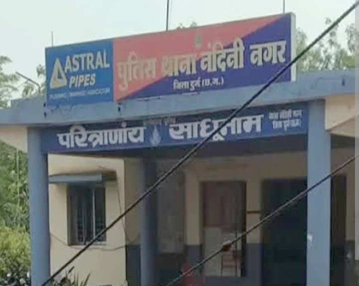 दो बाइक में भिड़ंत, पति-पत्नी गिरे सड़क पर, ट्रक के चपेट में आने से पत्नी की मौत