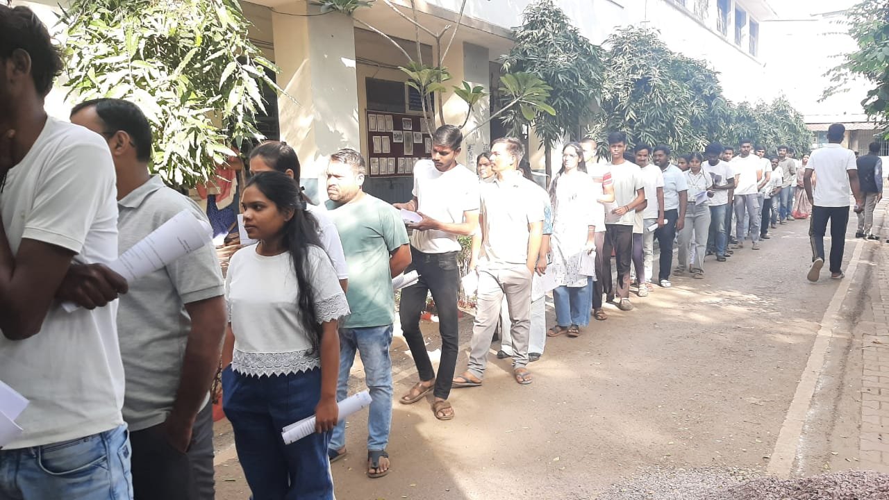 अमीन भर्ती परीक्षा 2025 : 18084 परीक्षार्थियों ने दी परीक्षा, 10 हज़ार से ज्यादा Absent