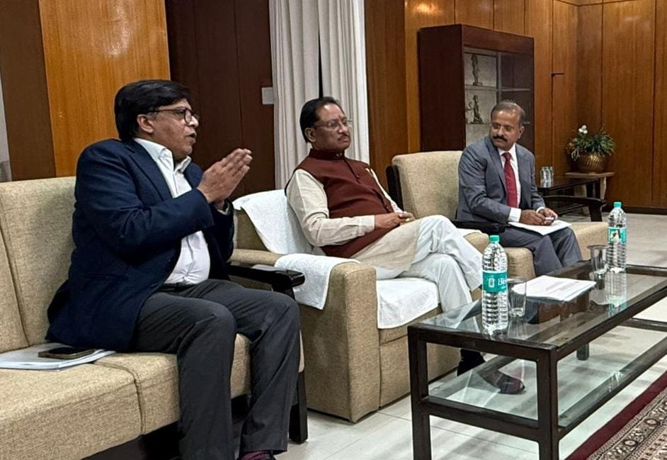 मुख्यमंत्री साय ने मध्यप्रदेश में नई सिंचाई तकनीक ‘प्रेशर इरिगेशन नेटवर्क’ की प्रस्तुति का किया अवलोकन