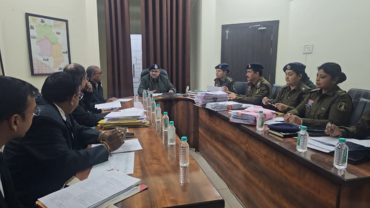 पुलिस महानिरीक्षक दुर्ग रेंज द्वारा 270 दोषमुक्ति प्रकरण की समीक्षा की पुलिस महानिरीक्षक दुर्ग रेंज द्वारा 270 दोषमुक्ति प्रकरण की समीक्षा की