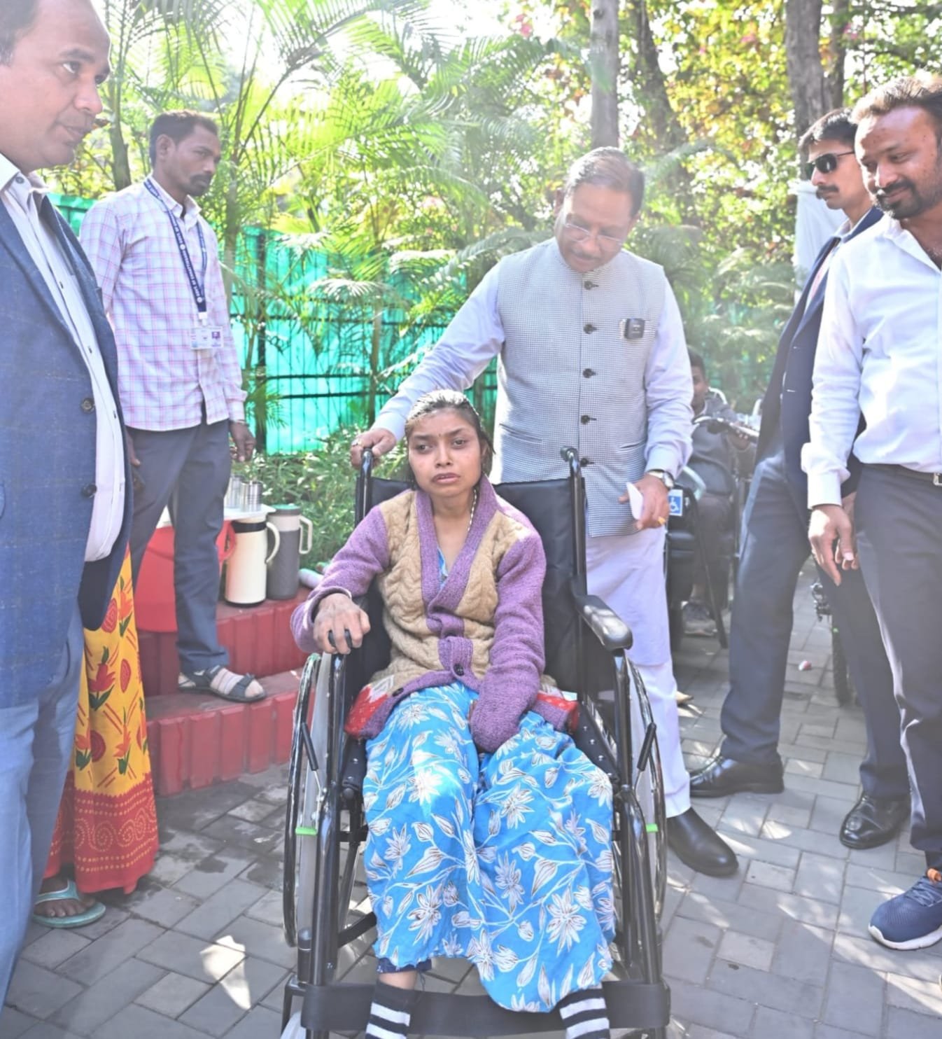 मुख्यमंत्री साय के निर्देश पर लकवाग्रस्त महिला को तुरंत मंजूर हुए 5 लाख रुपए