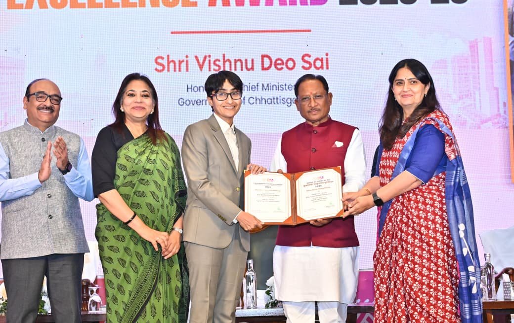गुड गवर्नेंस कागजों पर नहीं, बल्कि जनता के जीवन में सकारात्मक बदलाव और अधिकारियों के काम-काज में दिखना चाहिए – CM साय गुड गवर्नेंस कागजों पर नहीं, बल्कि जनता के जीवन में सकारात्मक बदलाव और अधिकारियों के काम-काज में दिखना चाहिए – CM साय