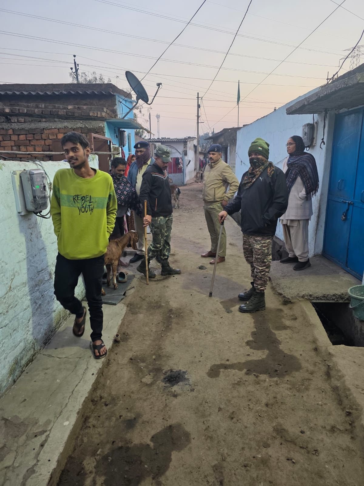 दुर्ग पुलिस का विशेष अभियान, पुरानी भिलाई में सघन चेकिंग