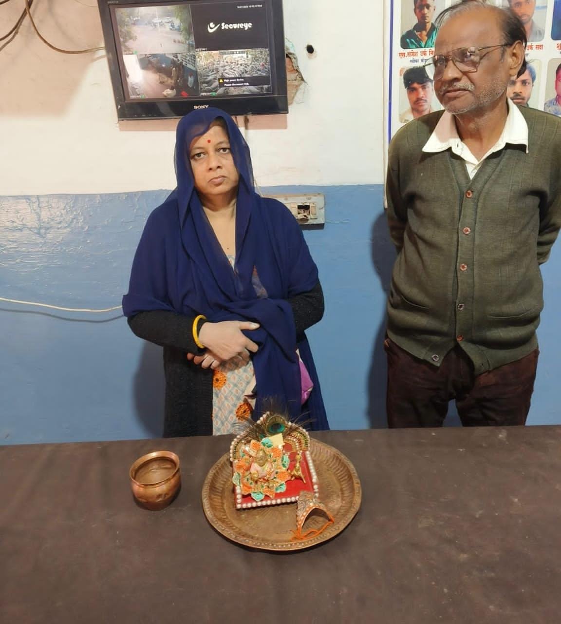 Bhilai मंदिर से हनुमानजी का मुकुट व लड्डू गोपाल की मूर्ति चुराने वाली महिला पकड़ाई Bhilai मंदिर से हनुमानजी का मुकुट व लड्डू गोपाल की मूर्ति चुराने वाली महिला पकड़ाई