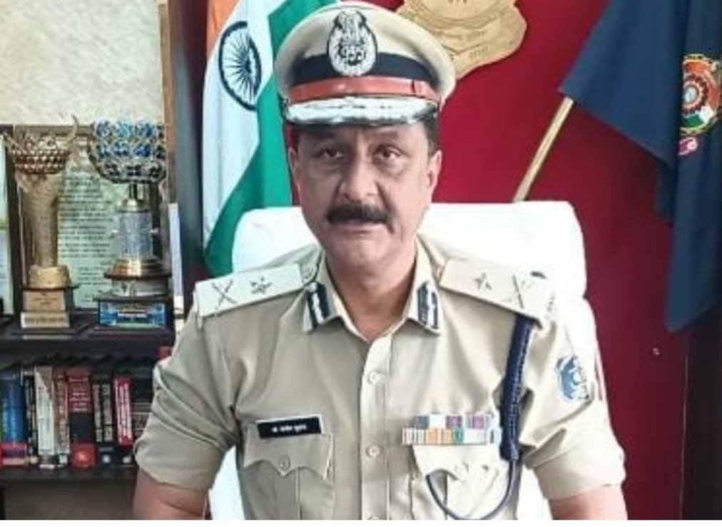 रायपुर को मिला पहला पुलिस कमिश्नर, डॉ. संजीव शुक्ला ने संभाला पदभार
