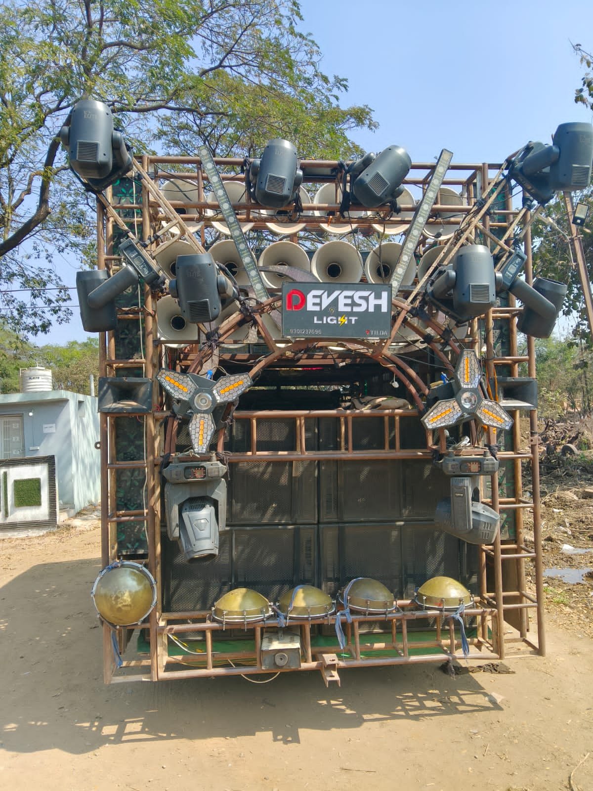 अग्रसेन चौक में बज रहा था DJ, सुपेला पुलिस की कार्रवाई, वाहन सहित डीजे जप्त