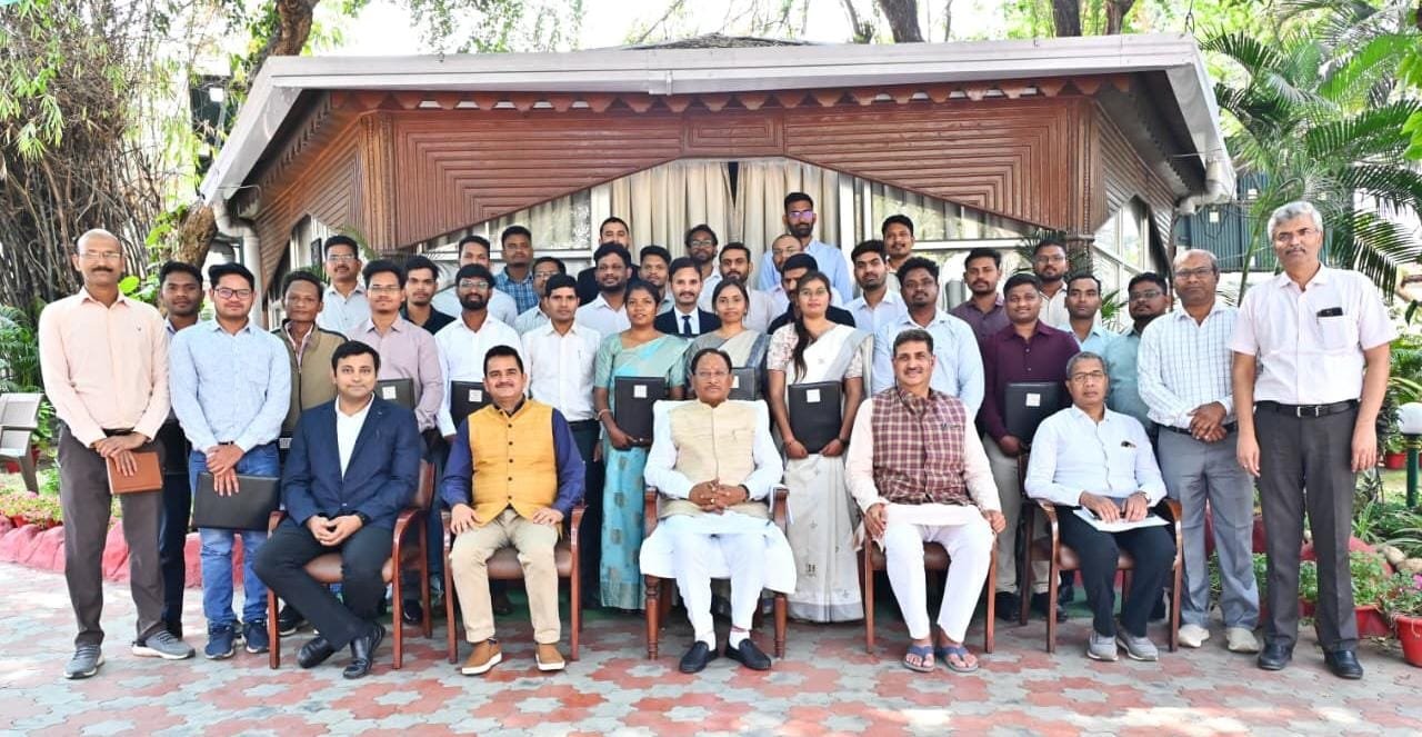 खनिज संपदा से समृद्ध छत्तीसगढ़ के विकास में निभाएं अहम भूमिका : मुख्यमंत्री साय