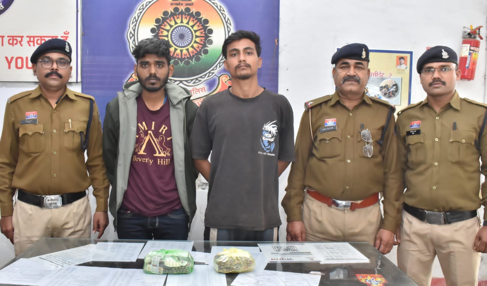 भिलाई में अल्प्राजोलम की बड़ी खेप बरामद, 1650 टैबलेट जप्त, 2 गिरफ्तार भिलाई में अल्प्राजोलम की बड़ी खेप बरामद, 1650 टैबलेट जप्त, 2 गिरफ्तार