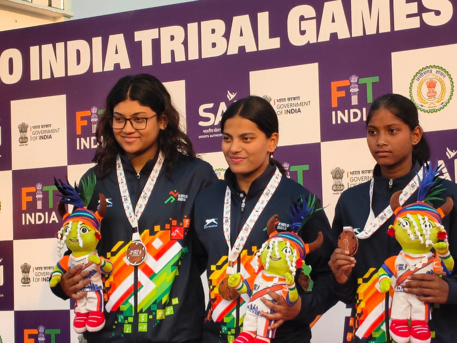 कर्नाटक के तैराक मणिकांता ने स्वर्ण पदकों की हैट्रिक पूरी की कर्नाटक के तैराक मणिकांता ने स्वर्ण पदकों की हैट्रिक पूरी की