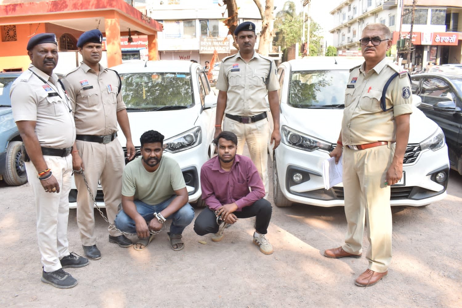 ट्रेवल्स एजेंसी बनाई, लेने लगे वाहन किराए पर, ना किराया दिया ना वाहन ट्रेवल्स एजेंसी बनाई, लेने लगे वाहन किराए पर, ना किराया दिया ना वाहन