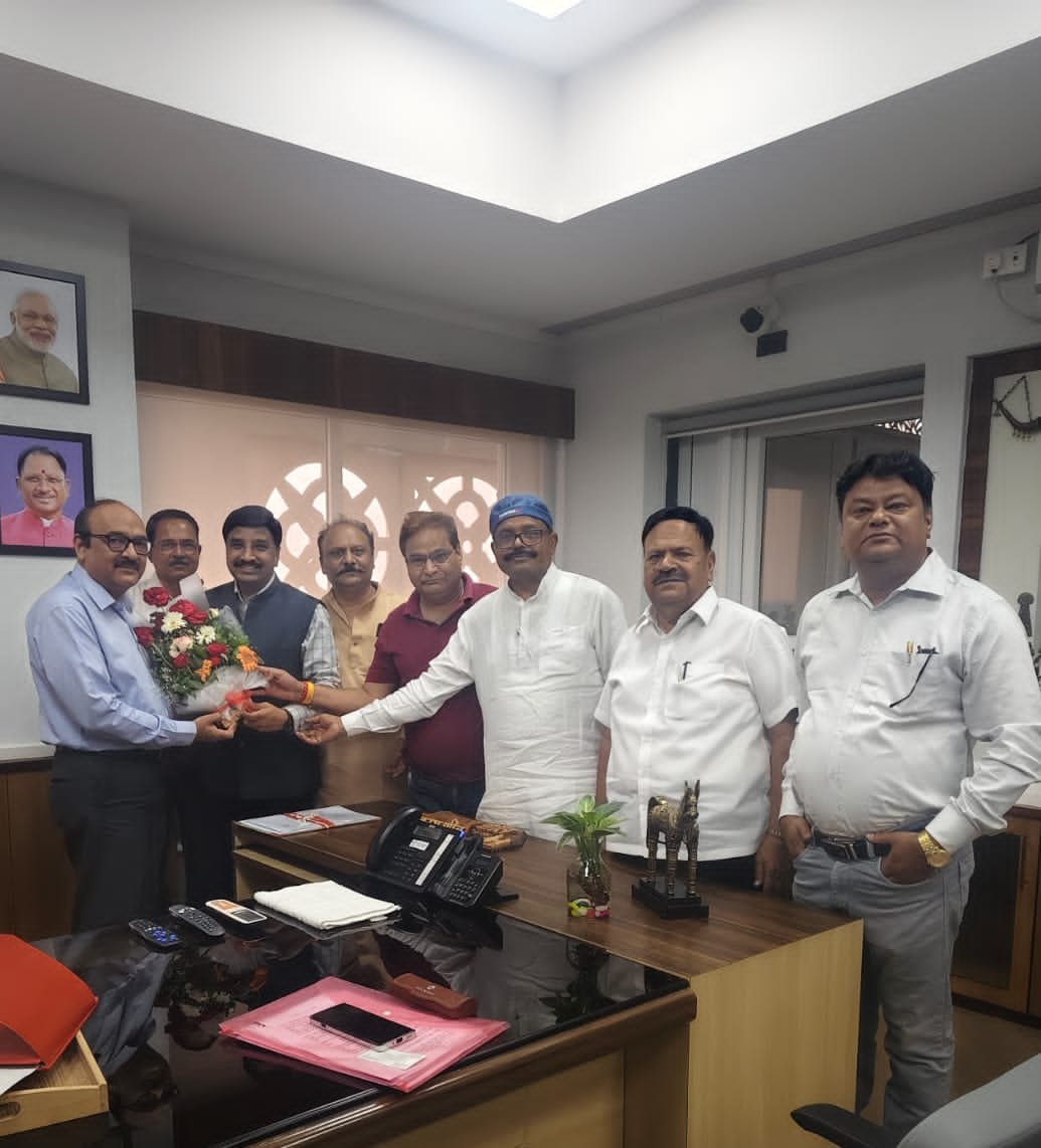 मुख्य सचिव से भेंट कर फेडरेशन ने 11 सूत्रीय मांगों पर दिया विस्तृत प्रस्तुतिकरण मुख्य सचिव से भेंट कर फेडरेशन ने 11 सूत्रीय मांगों पर दिया विस्तृत प्रस्तुतिकरण