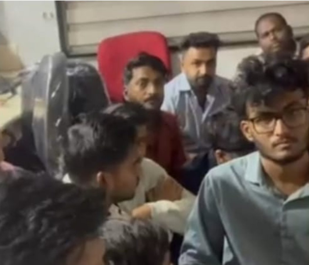 रायपुर में बैठकर अमेरिकी नागरिकों को ठगने वाला गिरोह के 40 गिरफ्तार