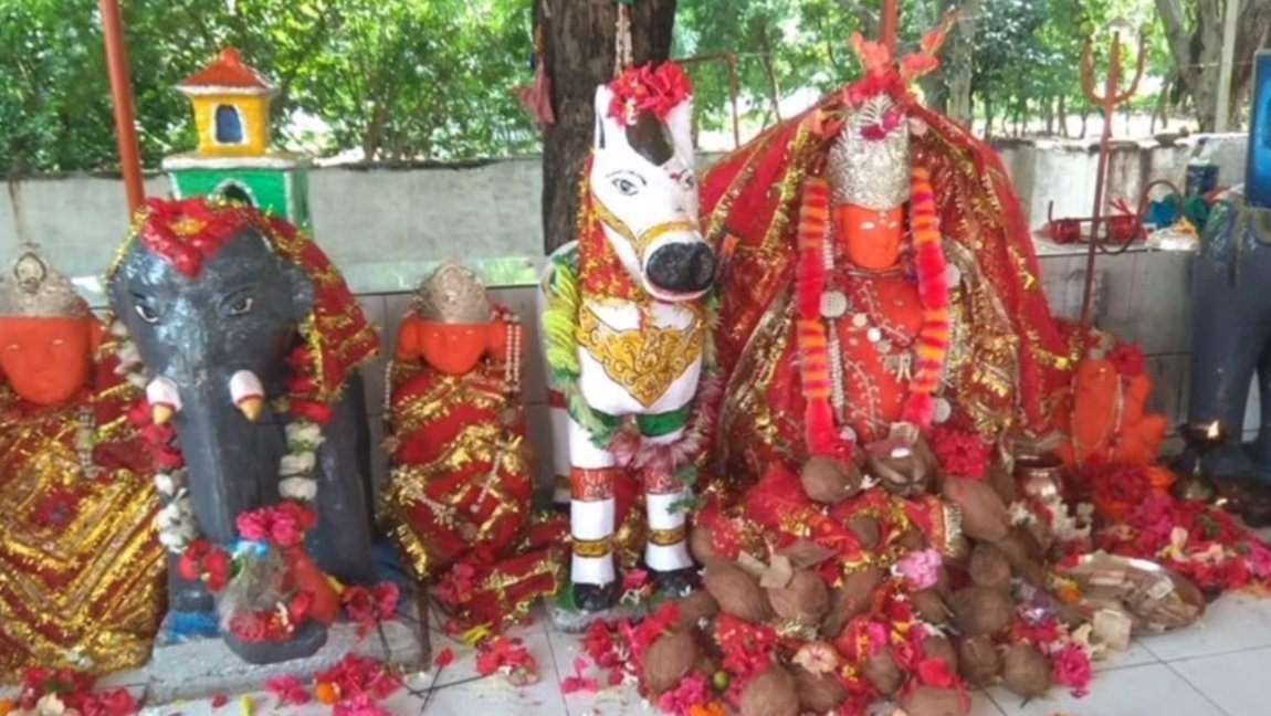 डूबते गांवों की कहानी और बन में बोलती मैना ने दिलों को छुआ डूबते गांवों की कहानी और बन में बोलती मैना ने दिलों को छुआ
