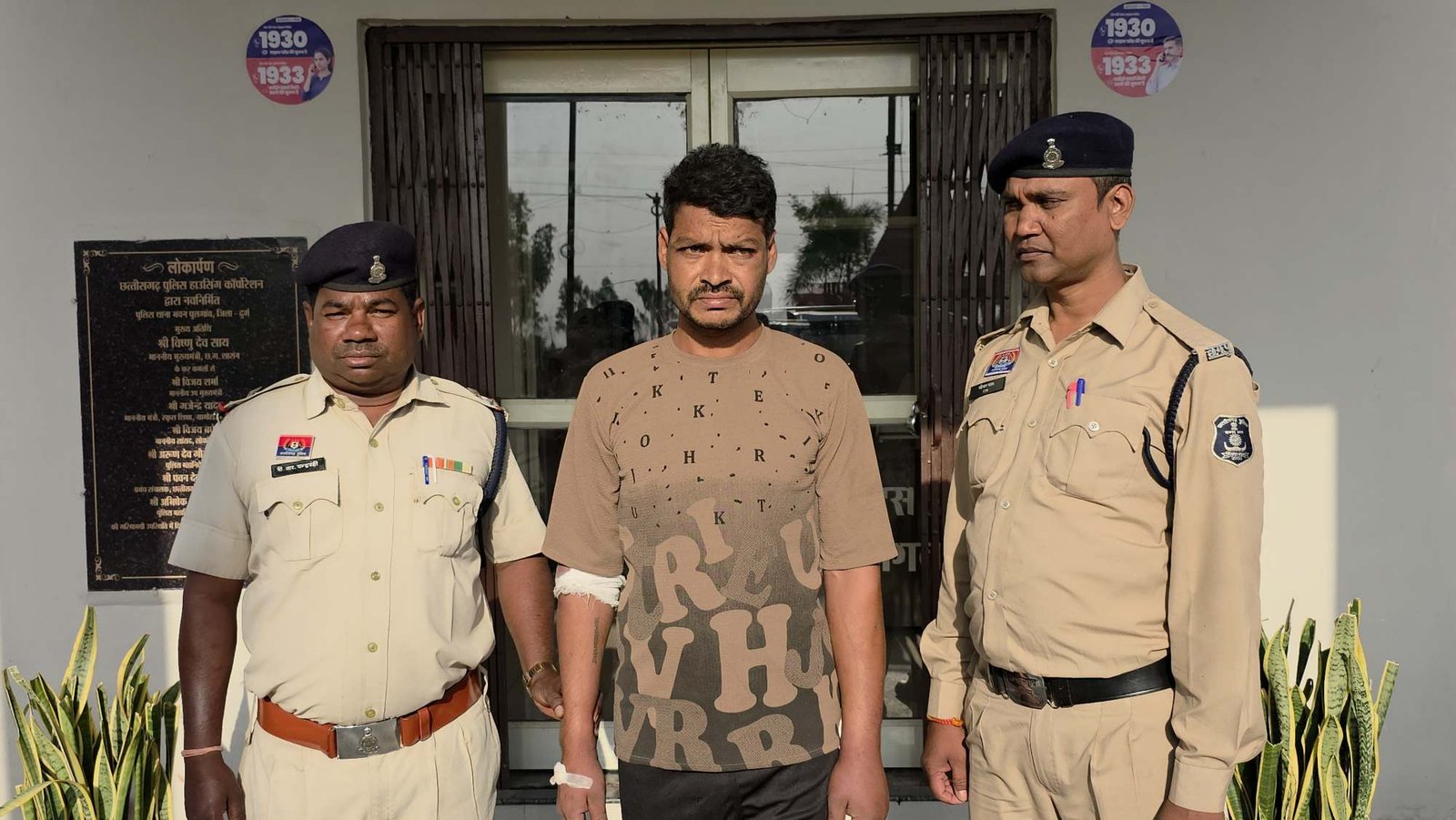 5 साल की मासूम से दुष्कर्म का आरोपी गिरफ्तार, बोरे में बंद कर खंडहर में छुपाया था