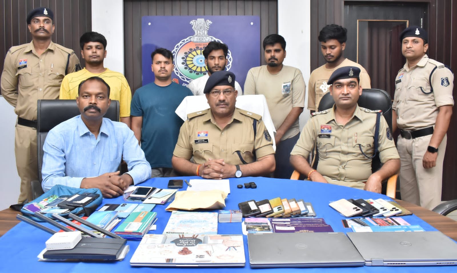 अंतरराज्यीय ऑनलाइन सट्टा गिरोह का भंडाफोड़, 5 मुख्य आरोपी गिरफ्तार