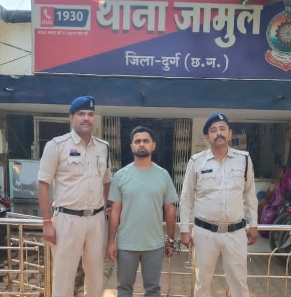 ऑनलाइन सट्टा गिरोह का मास्टरमाइंड गिरफ्तार, गांजा और अवैध शराब बरामद ऑनलाइन सट्टा गिरोह का मास्टरमाइंड गिरफ्तार, गांजा और अवैध शराब बरामद