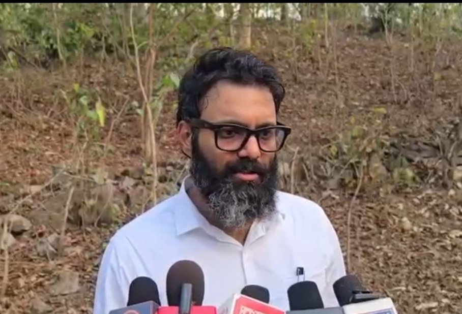 जशपुर में चार्टर प्लेन क्रैश होने के नहीं मिले साक्ष्य, पुलिस व प्रशासन टीम मौके पर मौजूद