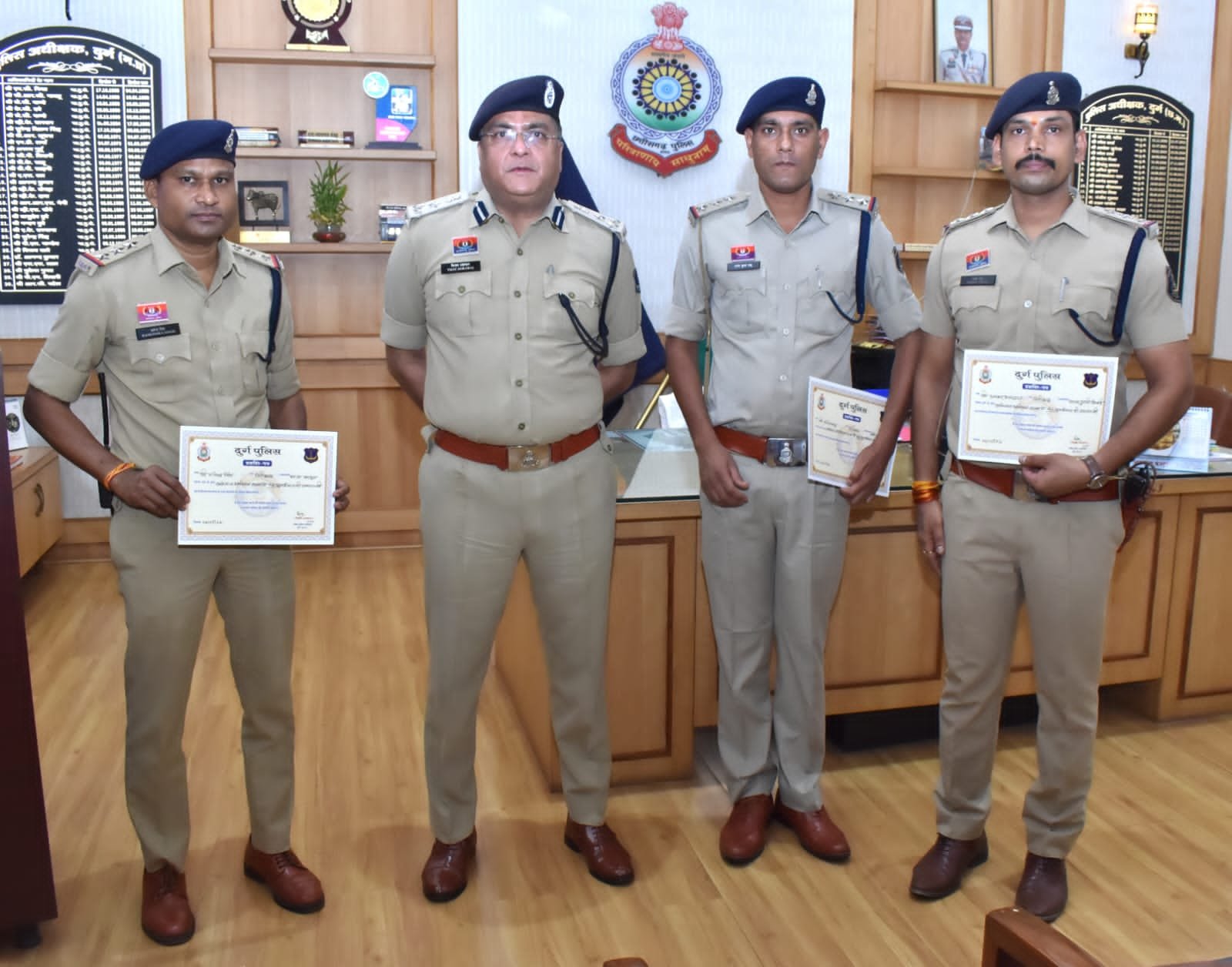 ऑपरेशन तलाश में दुर्ग पुलिस प्रदेश में अव्वल, उत्कृष्ट कार्य करने वाले TI सम्मानित