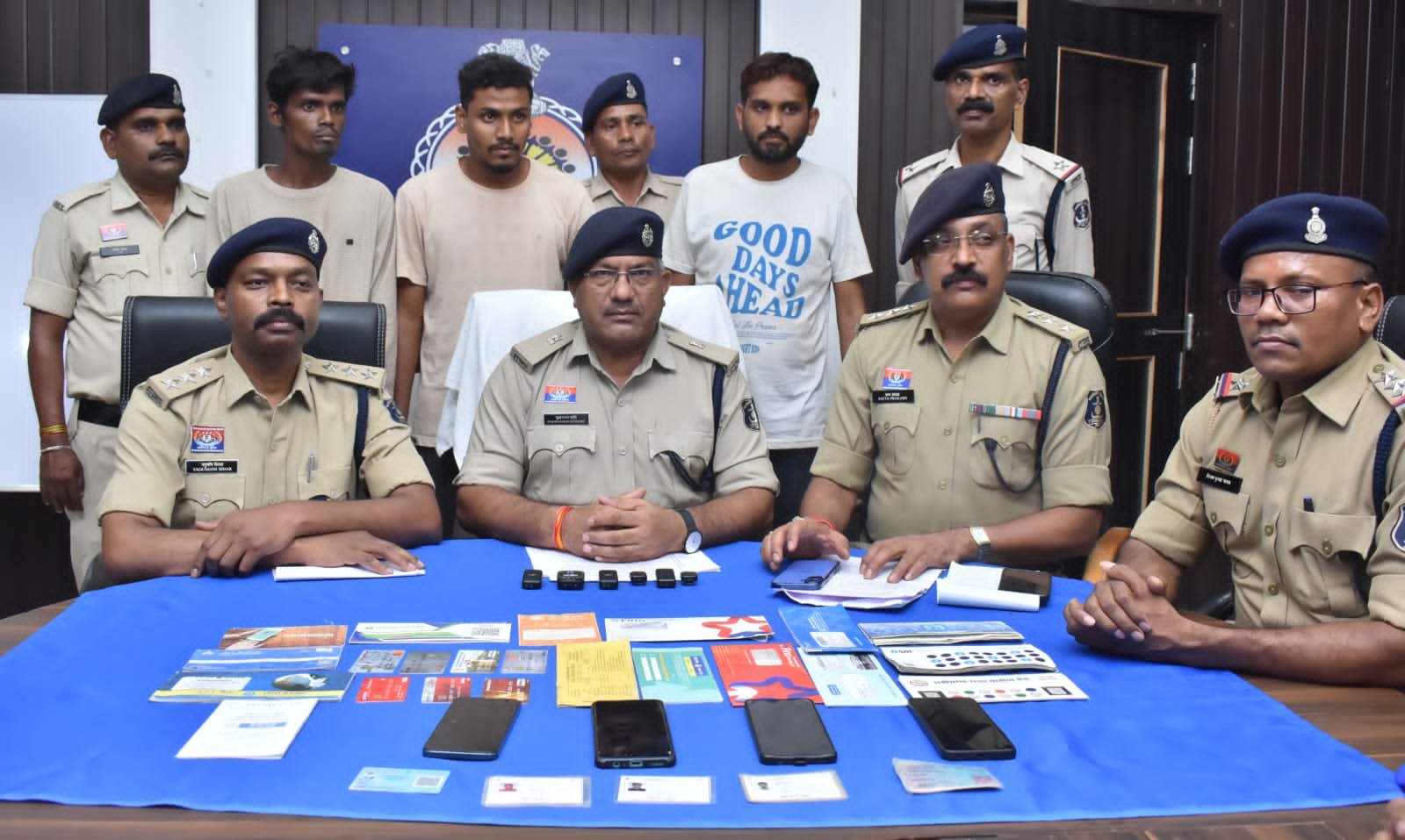 दुर्ग पुलिस ने किया म्यूल अकाउंट गिरोह का भंडाफोड़, 3 साल से चला रहा था नेटवर्क