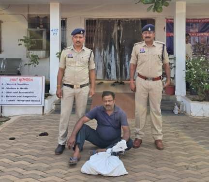 अंजोरा क्षेत्र में अवैध शराब बिक्री का खुलासा, होटल सिलोदा का संचालक गिरफ्तार