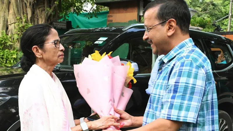 भारत में कमज़ोर होते क्षेत्रीय दल किस राजनीतिक बदलाव की ओर कर रहे हैं इशारा ?