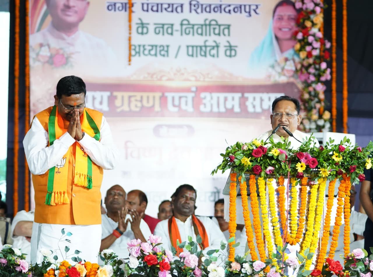 मूलभूत सुविधाओं की बेहतरी के लिए समर्पित भाव से कार्य करें जनप्रतिनिधि : CM साय