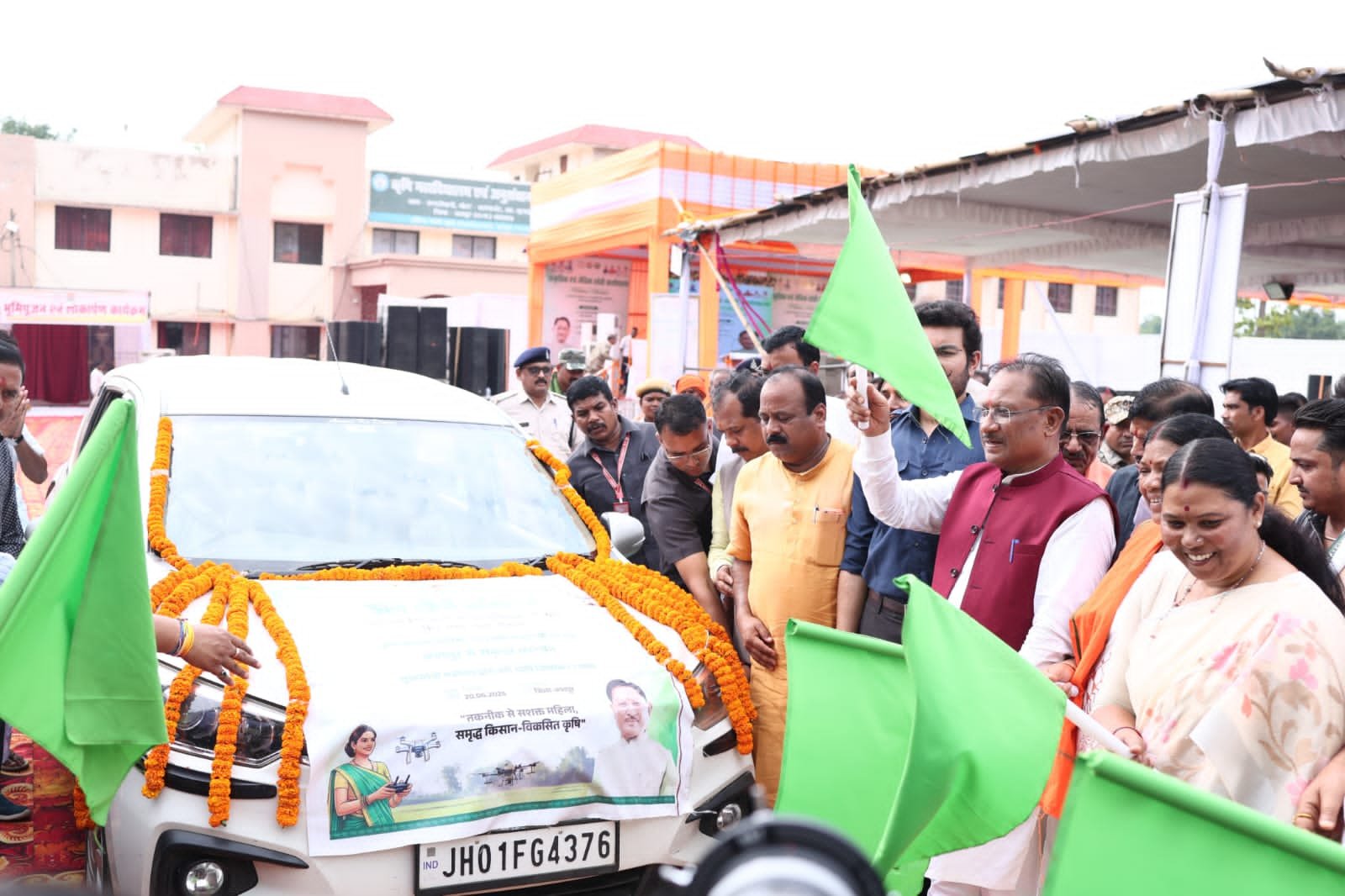 ड्रोन दीदी अभियान से कृषि क्षेत्र में तकनीक व मातृशक्ति का होगा सशक्त संगम : मुख्यमंत्री विष्णुदेव साय ड्रोन दीदी अभियान से कृषि क्षेत्र में तकनीक व मातृशक्ति का होगा सशक्त संगम : मुख्यमंत्री विष्णुदेव साय