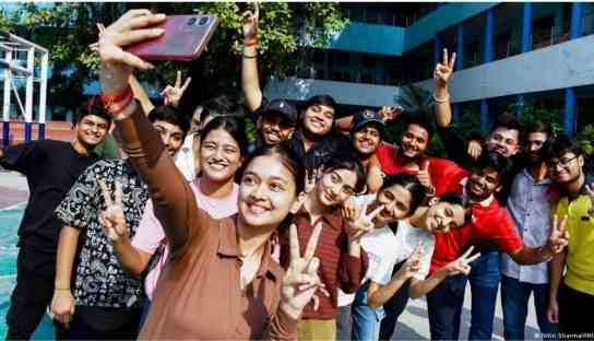 CBSE : दसवीं कक्षा के मौजूदा बैच को मिली तीन भाषाओं की नीति से छूट