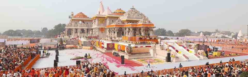 अयोध्या चंदा चोरी विवाद चंपत राय, अनिल मिश्रा ने दिया इस्तीफ़ा, राम मंदिर ट्रस्ट भी छोड़ा
