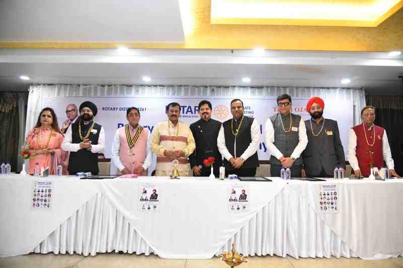 रोटरी क्लब ऑफ भिलाई स्टील सिटी का शपथ ग्रहण समारोह संपन्न रोटरी क्लब ऑफ भिलाई स्टील सिटी का शपथ ग्रहण समारोह संपन्न