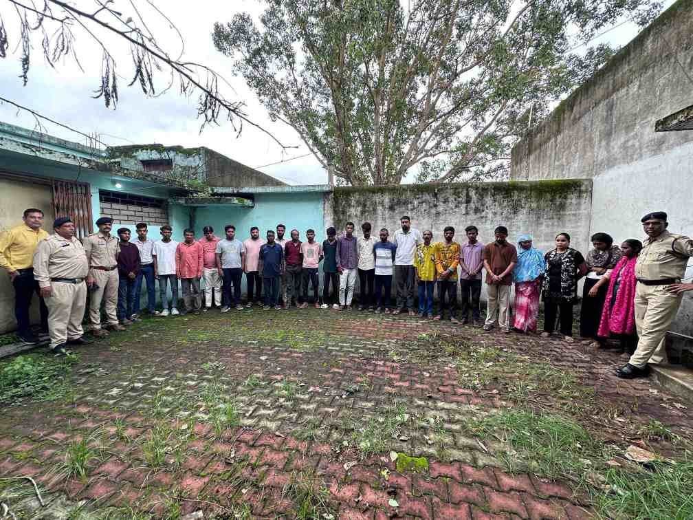 भिलाई में साइबर ठगी में इस्तेमाल 26 म्यूल बैंक खातों पर बड़ी कार्रवाई भिलाई में साइबर ठगी में इस्तेमाल 26 म्यूल बैंक खातों पर बड़ी कार्रवाई