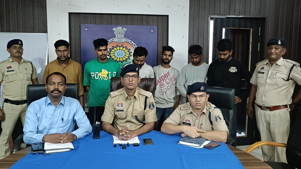 दुर्ग पुलिस का बड़ा एक्शन : 18 ग्राम हेरोइन के साथ 6 तस्कर गिरफ्तार
