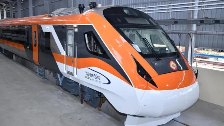 Vande Bharat Sleeper : अब रात का सफर होगा शानदार!
