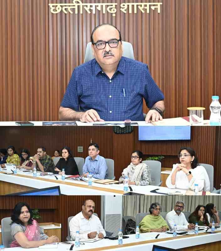 मुख्य सचिव ने बच्चों के लिए स्वास्थ्य कार्यक्रमों को लेकर यूनिसेफ और विभिन्न विभागों के अधिकारियों की संयुक्त बैठक ली मुख्य सचिव ने बच्चों के लिए स्वास्थ्य कार्यक्रमों को लेकर यूनिसेफ और विभिन्न विभागों के अधिकारियों की संयुक्त बैठक ली