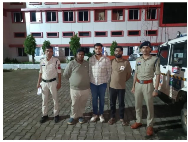 पार्षद पुत्र पर अब दूसरी एफआईआर, नाबालिग से 2 घरों से सोने के जेवर कराए चोरी