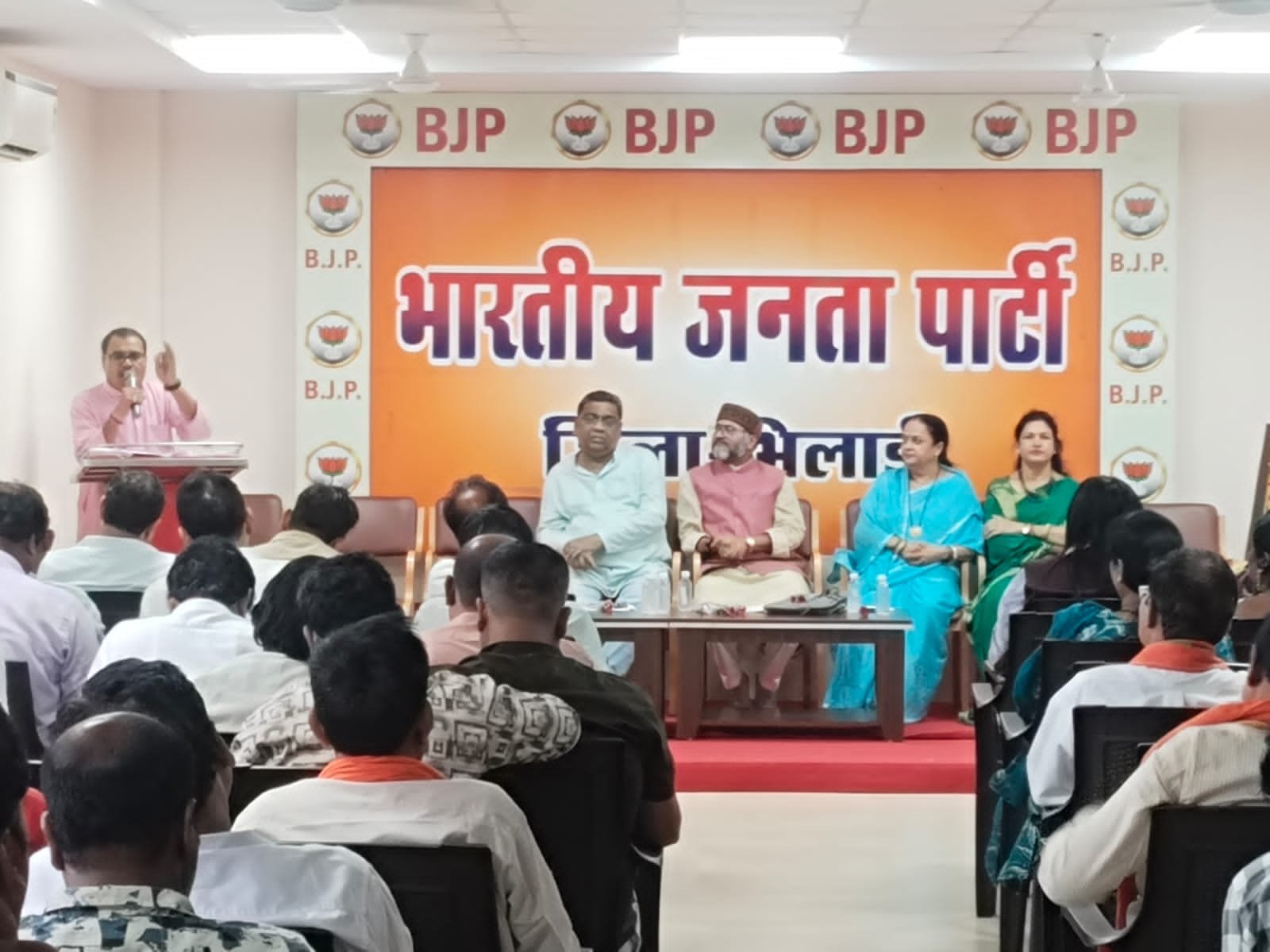 जुनवानी चौक से अग्रसेन चौक तक निकलेगी भिलाई भाजपा की भव्य तिरंगा यात्रा जुनवानी चौक से अग्रसेन चौक तक निकलेगी भिलाई भाजपा की भव्य तिरंगा यात्रा