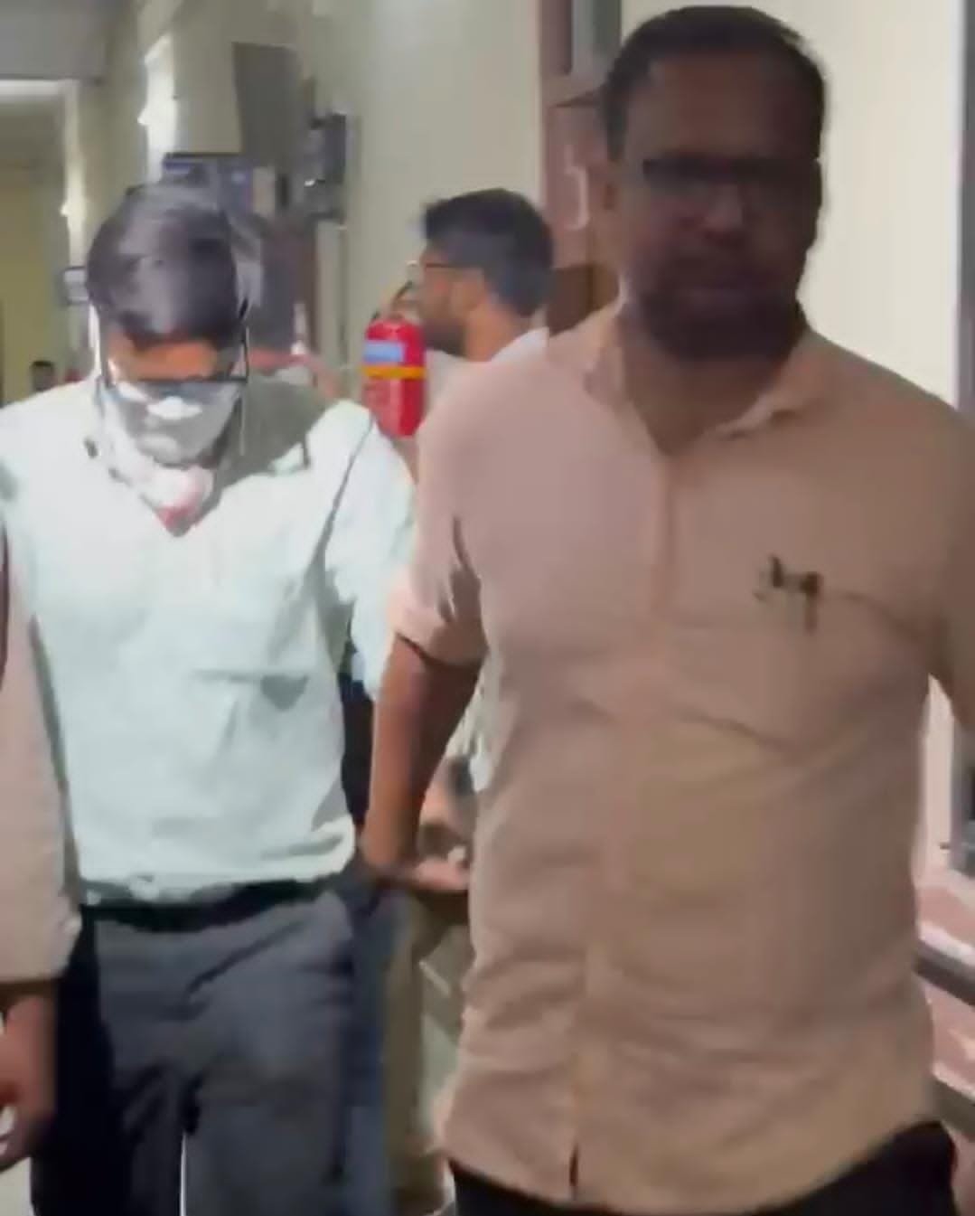 रेलवे अफसर के ठिकानों पर मिला कुबेर का खजाना, CBI की छापेमारी में सामने आया काला चिट्ठा