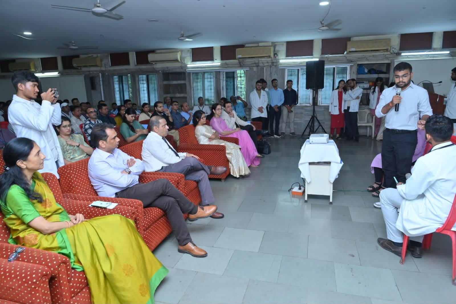 नेत्रदान को बढ़ावा देने  अम्बेडकर अस्पताल में राज्य स्तरीय कार्यशाला आयोजित