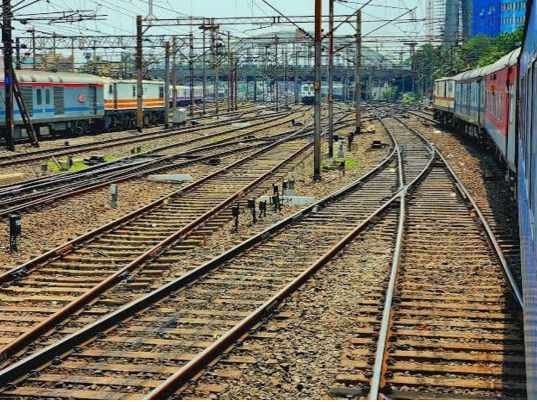 602 करोड़ की पाराडोल-नागपुर रोड नई ब्रॉडगेज रेल लाइन के लिए टेंडर जारी 602 करोड़ की पाराडोल-नागपुर रोड नई ब्रॉडगेज रेल लाइन के लिए टेंडर जारी