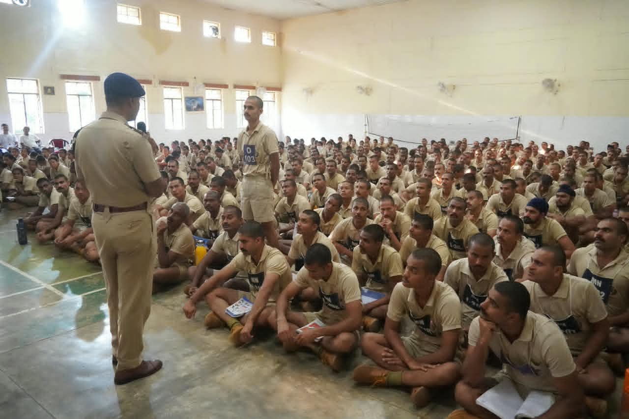 CISF RTC उतई में साइबर जागरूकता कार्यक्रम, 1000 जवानों को किया जागरूक