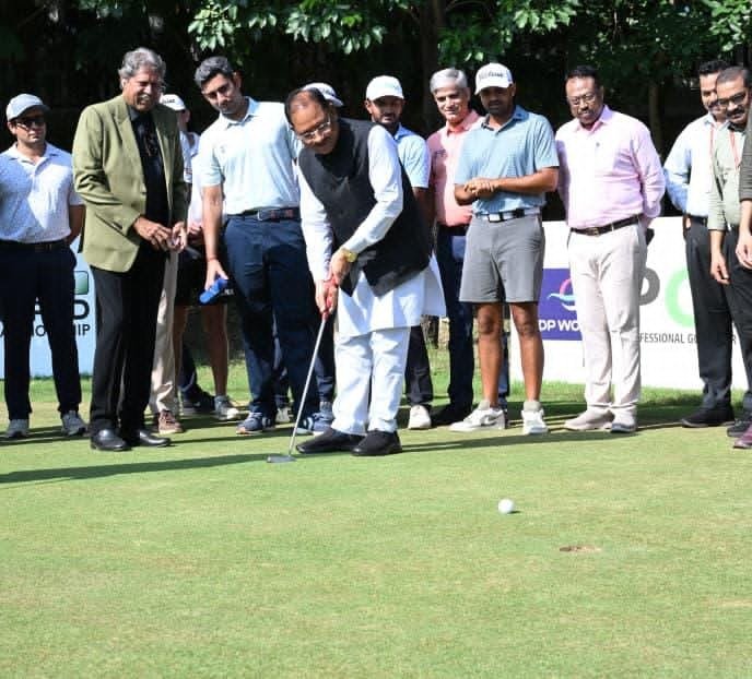 देश-दुनिया के गोल्फ मानचित्र पर नई पहचान बना रहा छत्तीसगढ़ : CM विष्णु देव साय देश-दुनिया के गोल्फ मानचित्र पर नई पहचान बना रहा छत्तीसगढ़ : CM विष्णु देव साय