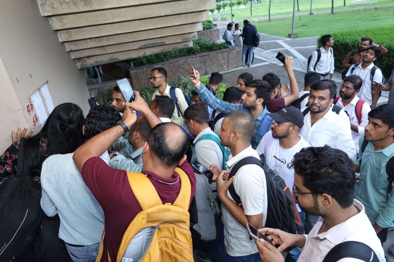 IIT भिलाई में जूनियर टेक्निकल असिस्टेंट भर्ती परीक्षा में 564 अभ्यर्थी हुए शामिल IIT भिलाई में जूनियर टेक्निकल असिस्टेंट भर्ती परीक्षा में 564 अभ्यर्थी हुए शामिल
