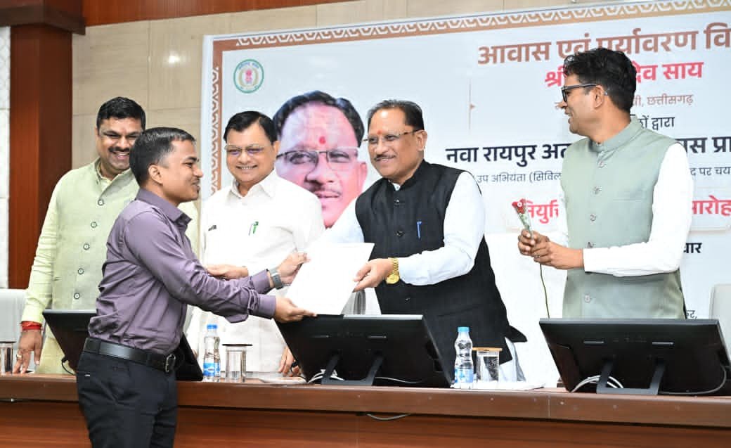 नवा रायपुर में 250 करोड़ से बनेगा NSTI, हर साल 4 हजार को मिलेगा प्रशिक्षण नवा रायपुर में 250 करोड़ से बनेगा NSTI, हर साल 4 हजार को मिलेगा प्रशिक्षण